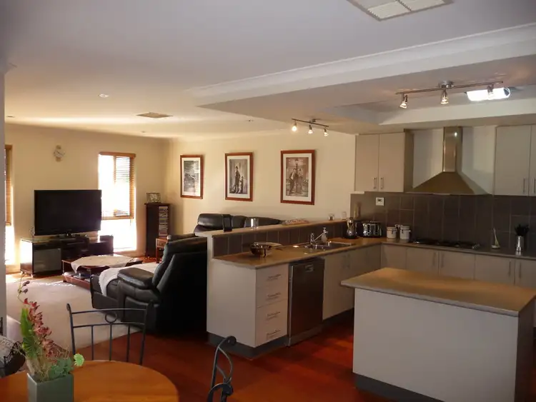 Sixth view of Homely house listing, 44 Jamieson Dr, Echuca VIC 3564