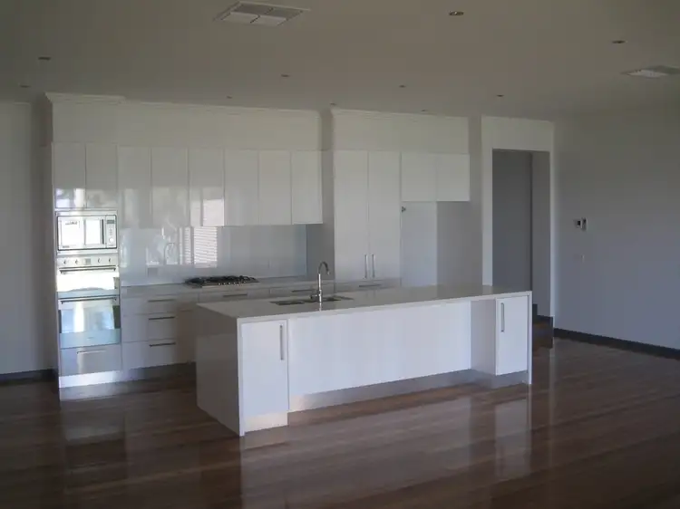 Third view of Homely townhouse listing, 6/18-20 Luton Drive, Yarrawonga VIC 3730