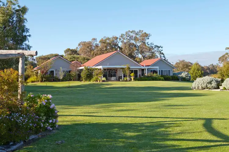 1454 Chapman Hill Road, Chapman Hill WA 6280