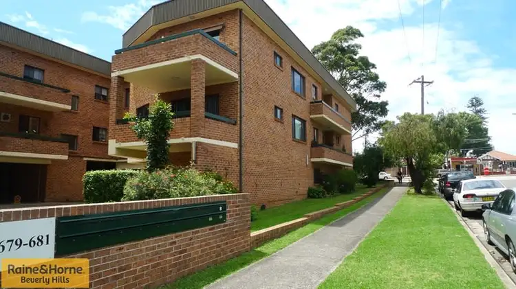 8/679 Forest Road