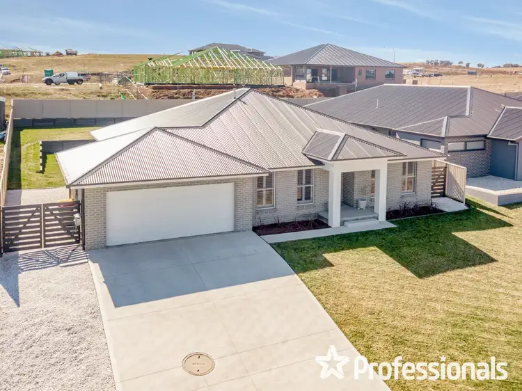 Main view of Homely house listing, 88 Wentworth Drive, Kelso NSW 2795