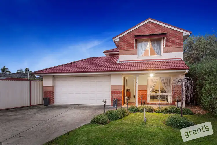 4 Jeune Grove, Berwick VIC 3806