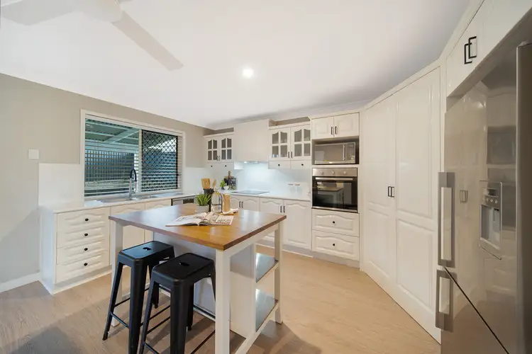 Fifth view of Homely house listing, 3 Kingfisher Close, Loganlea QLD 4131