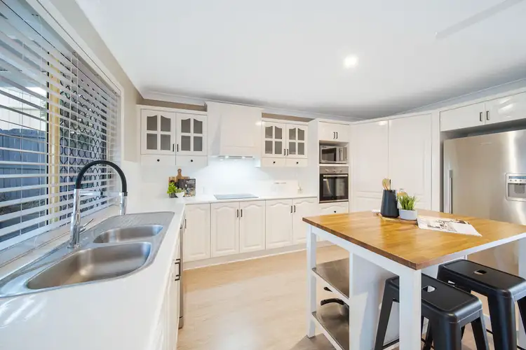 Sixth view of Homely house listing, 3 Kingfisher Close, Loganlea QLD 4131