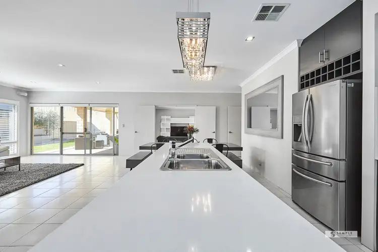 Sixth view of Homely house listing, 10 Cockatiel Way, Beeliar WA 6164