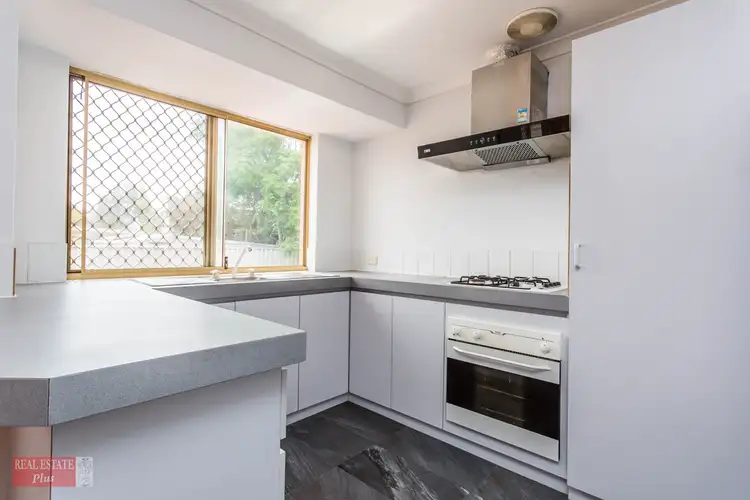 Fourth view of Homely house listing, 9 Asmus Court, Midvale WA 6056