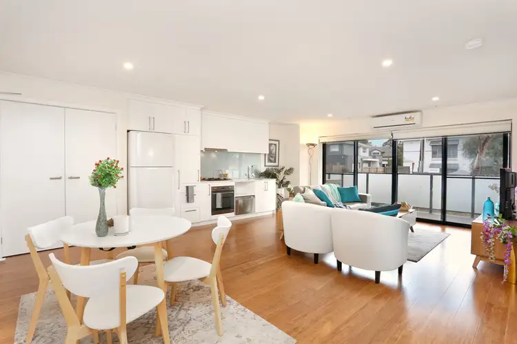 2/138 Darebin Road, Northcote VIC 3070