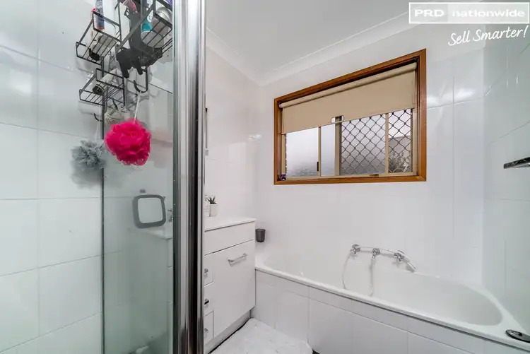 Fifth view of Homely unit listing, 2/22 Dove Street, Mount Austin NSW 2650