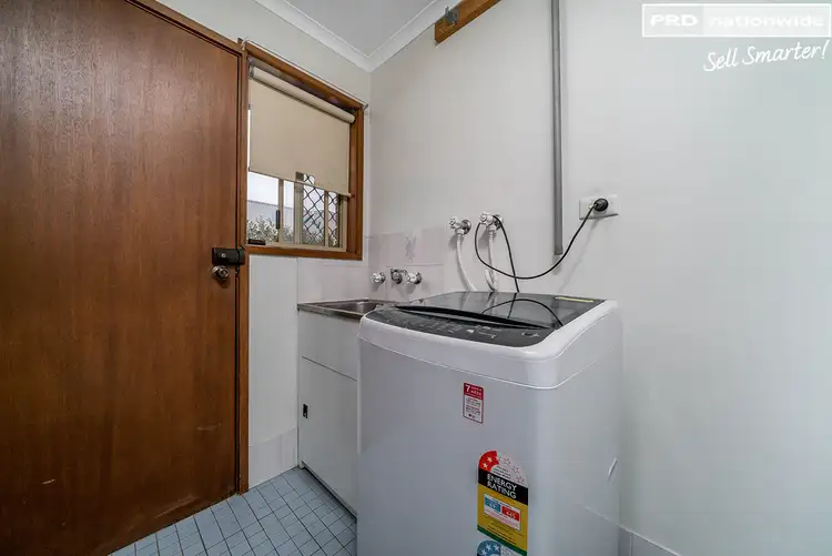 Sixth view of Homely unit listing, 2/22 Dove Street, Mount Austin NSW 2650