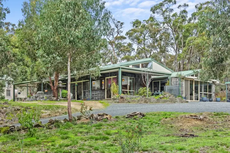 61 Currawong rd, Lal Lal VIC 3352