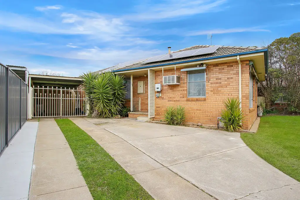 Main view of Homely house listing, 52 Hereford Street, Wodonga VIC 3690