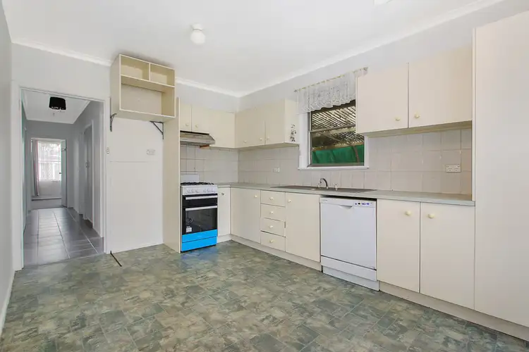 Fifth view of Homely house listing, 52 Hereford Street, Wodonga VIC 3690