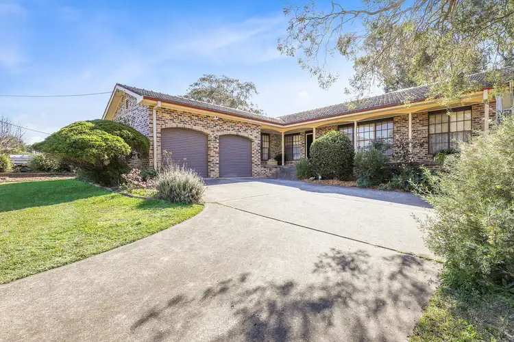 9 Macleay Street, Bradbury NSW 2560