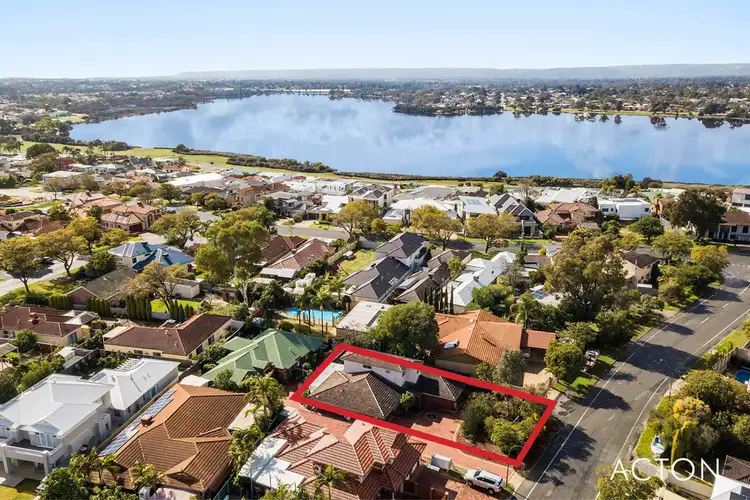 Fifth view of Homely house listing, 2/16 Unwin Crescent, Salter Point WA 6152
