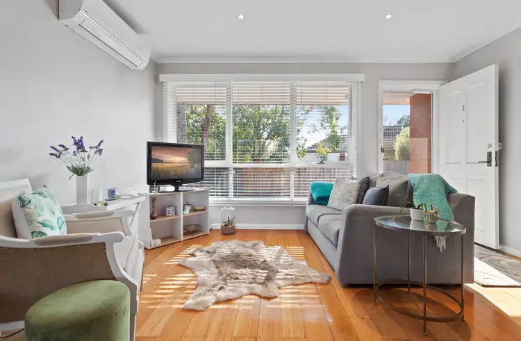 1/33 Begonia Ave, Bayswater VIC 3153