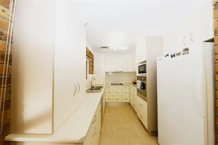 Sixth view of Homely unit listing, 3/9 Kaleema Crescent, Tumut NSW 2720