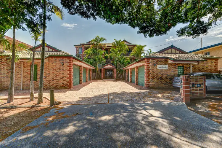 Main view of Homely unit listing, 1/11 MALCOLM STREET, Hawthorne QLD 4171
