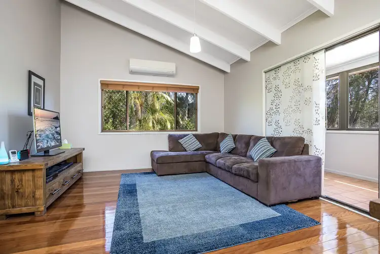 3 ST DENIS COURT, Petrie QLD 4502