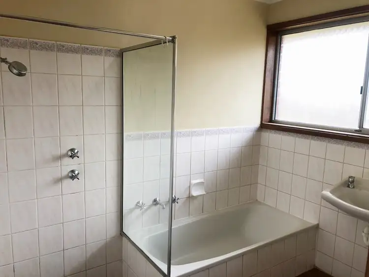 Fourth view of Homely house listing, 17 Tweed Crescent, Mount Gambier SA 5290
