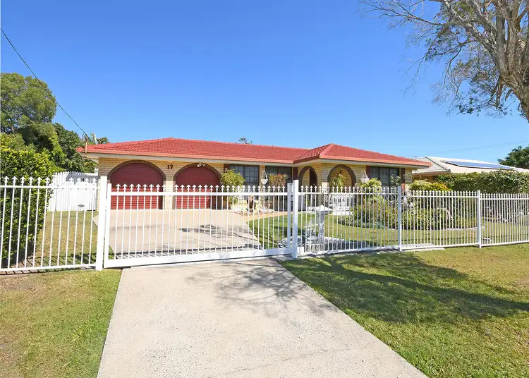 17 Greenway Drive, Pialba QLD 4655