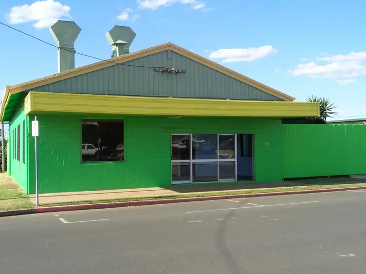 12 Wey Street, Blackwater QLD 4717