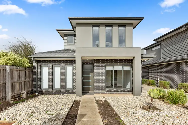 1/37 ELIZABETH STREET, St Albans VIC 3021