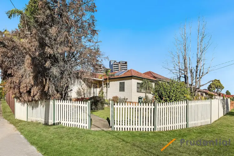 2 McGowen Crescent, Liverpool NSW 2170