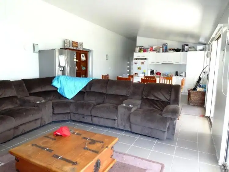 Sixth view of Homely house listing, 4 Deacon Drive, Blackwater QLD 4717