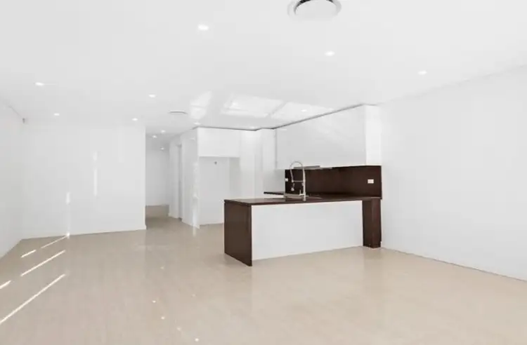 Fourth view of Homely semi-detached listing, 2A Poulton Avenue, Beverley Park NSW 2217