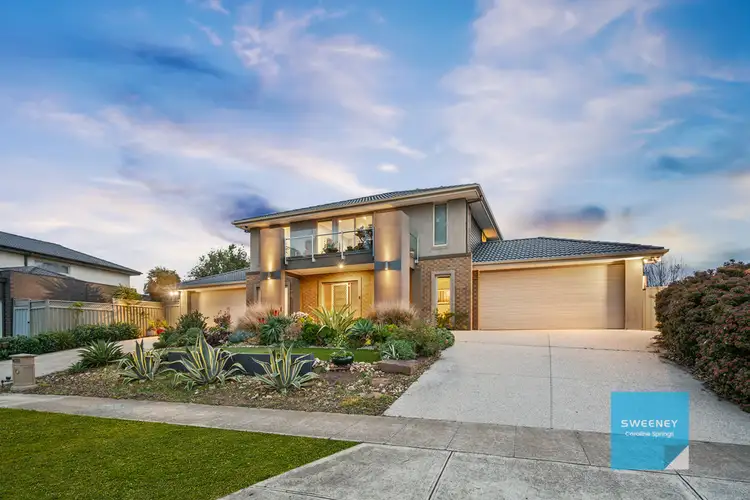 28 Kororoit Approach, Caroline Springs VIC 3023