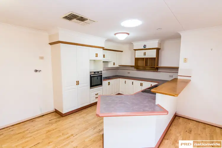 Fifth view of Homely house listing, 4 Clancy Court, Tamworth NSW 2340