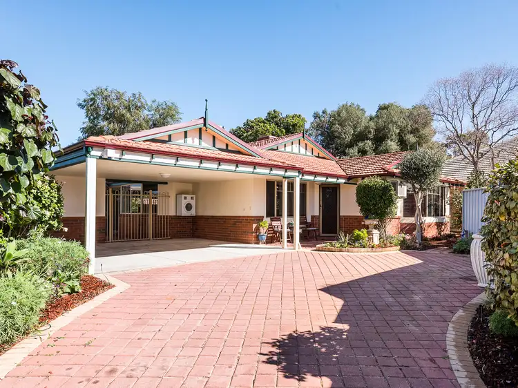 20A Cleopatra Street, Palmyra WA 6157
