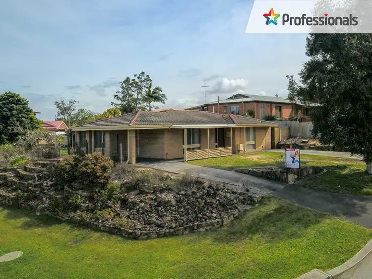 8 Looranah Street, Mount Nasura WA 6112
