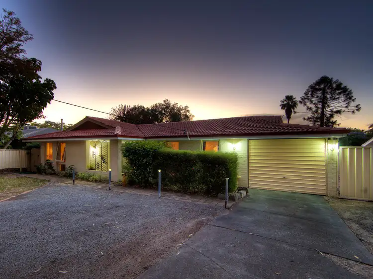 152 Canning Road, Kalamunda WA 6076