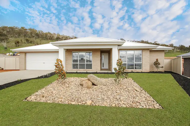 Main view of Homely house listing, 32 Jensen Crescent, Wodonga VIC 3690