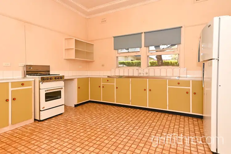 Seventh view of Homely house listing, 37 Gordon Avenue, Griffith NSW 2680