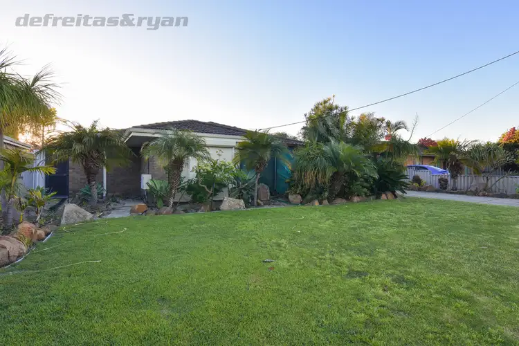 17 Berrigan Drive, South Lake WA 6164