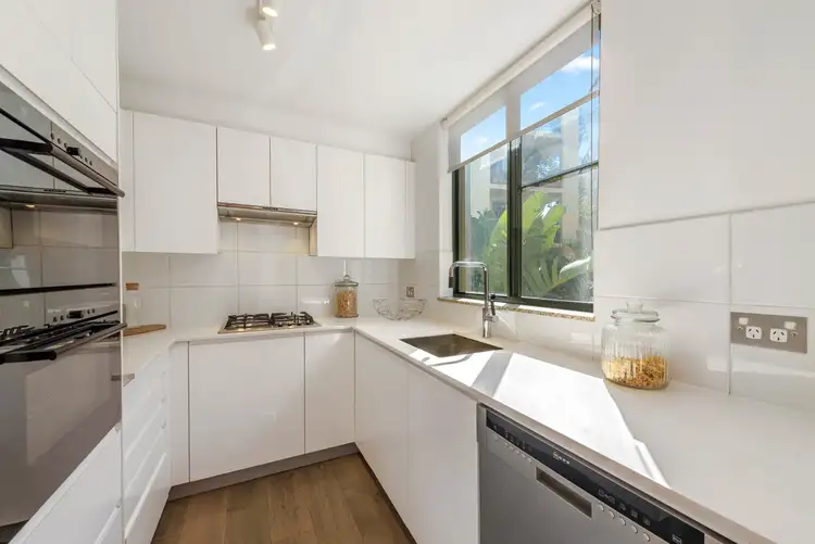 Third view of Homely apartment listing, 3/29 Waratah Street, Rushcutters Bay NSW 2011