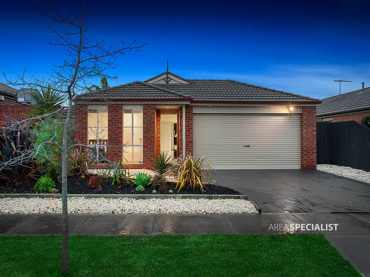 2 Aztec Place, Cranbourne VIC 3977