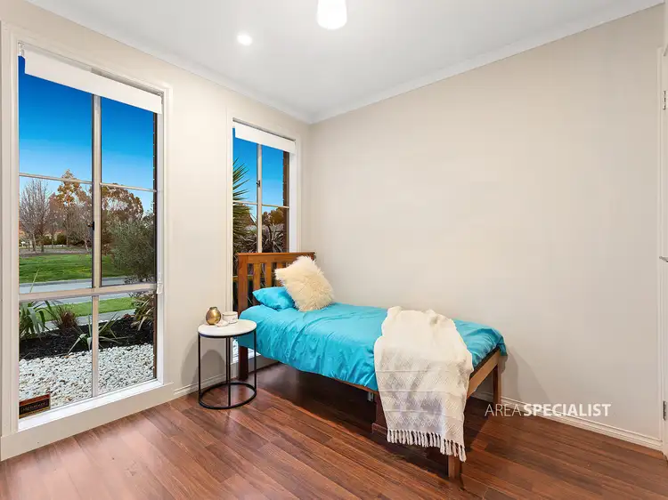 Seventh view of Homely house listing, 2 Aztec Place, Cranbourne VIC 3977
