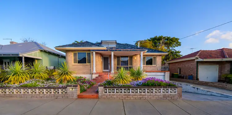 7 Harbour Road, South Fremantle WA 6162