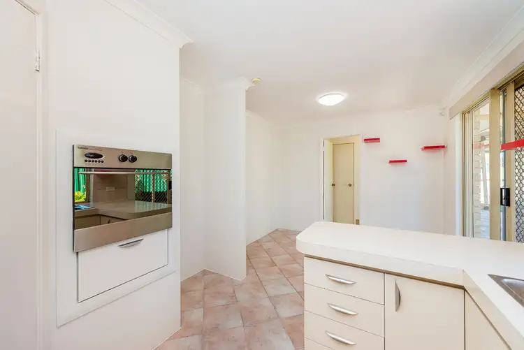 Seventh view of Homely villa listing, 2/25 Aerial Place, Morley WA 6062