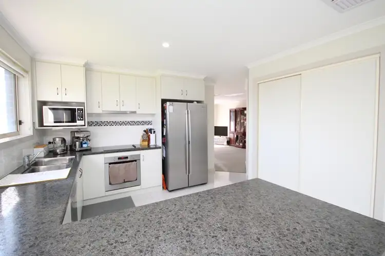 Fifth view of Homely house listing, 17 Velthuis Drive, Horsham VIC 3400