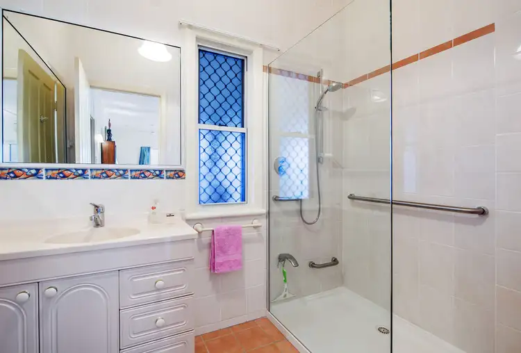 Sixth view of Homely house listing, 429 Esplanade, Torquay QLD 4655