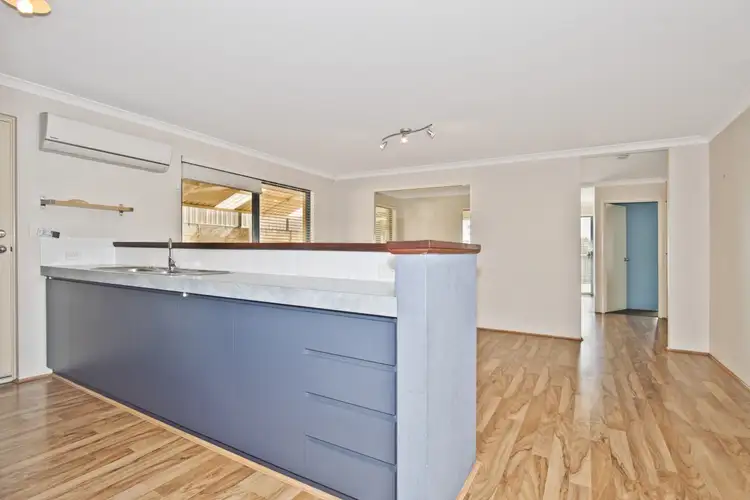 Fourth view of Homely house listing, 6 Madge Way, Leda WA 6170