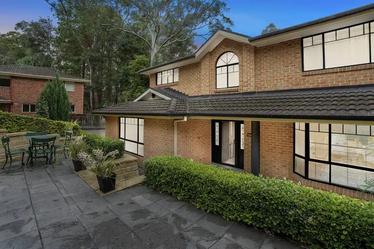 15B Yaralla  Crescent, Thornleigh NSW 2120