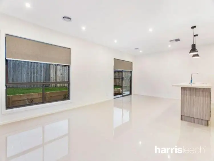 Third view of Homely house listing, 3 Chardia Court, Brookfield VIC 3338