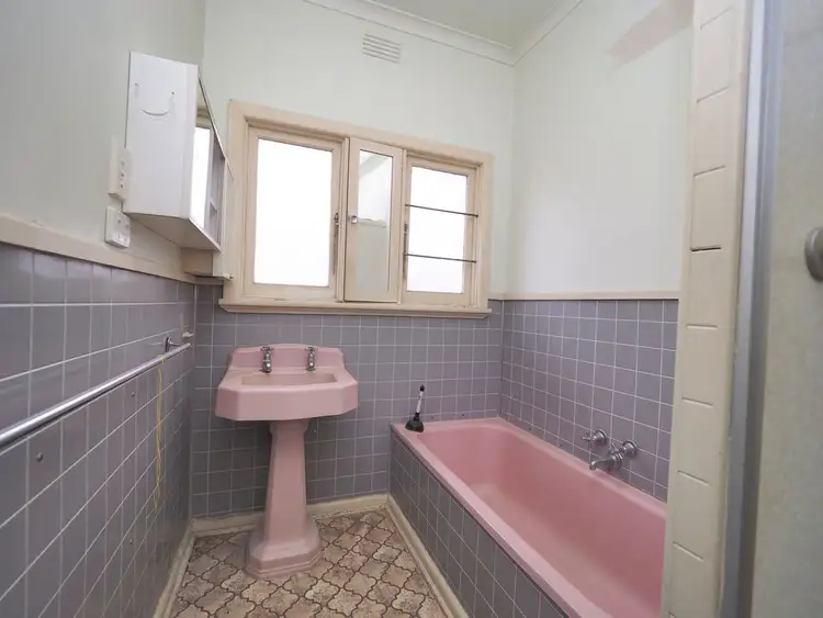 Sixth view of Homely house listing, 10 Vincent Street, Ararat VIC 3377