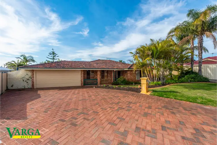 19 Mifflin Place, Leeming WA 6149