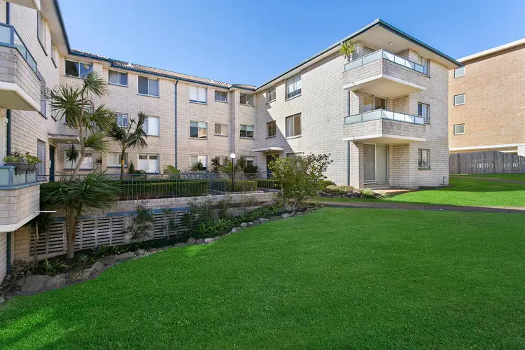 Second view of Homely apartment listing, 15/10-16 Melrose Parade, Clovelly NSW 2031